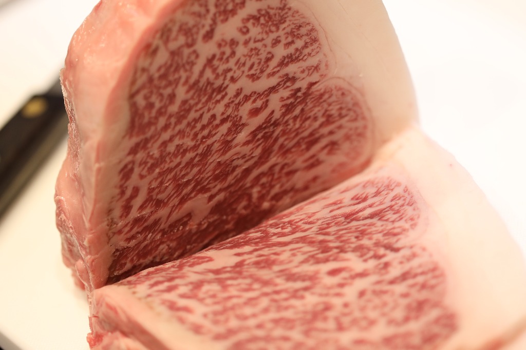 最高級の近江牛をご提供しております。